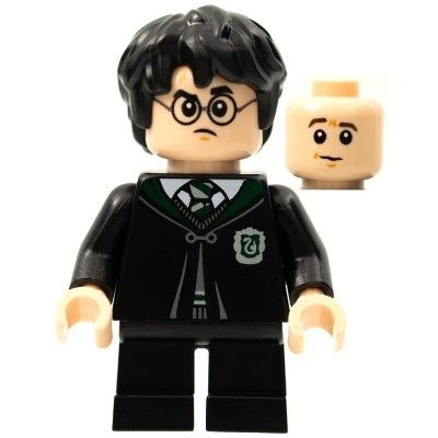 hp285 Harry Potter - Black Slytherin Robe and Short Legs (Gregory Goyle Transformation)